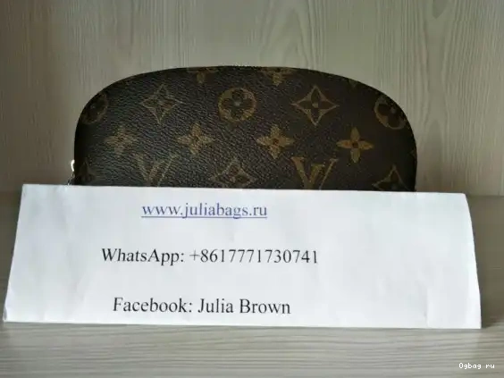 COSMETIC VUITTON LOUIS POUCH 0606